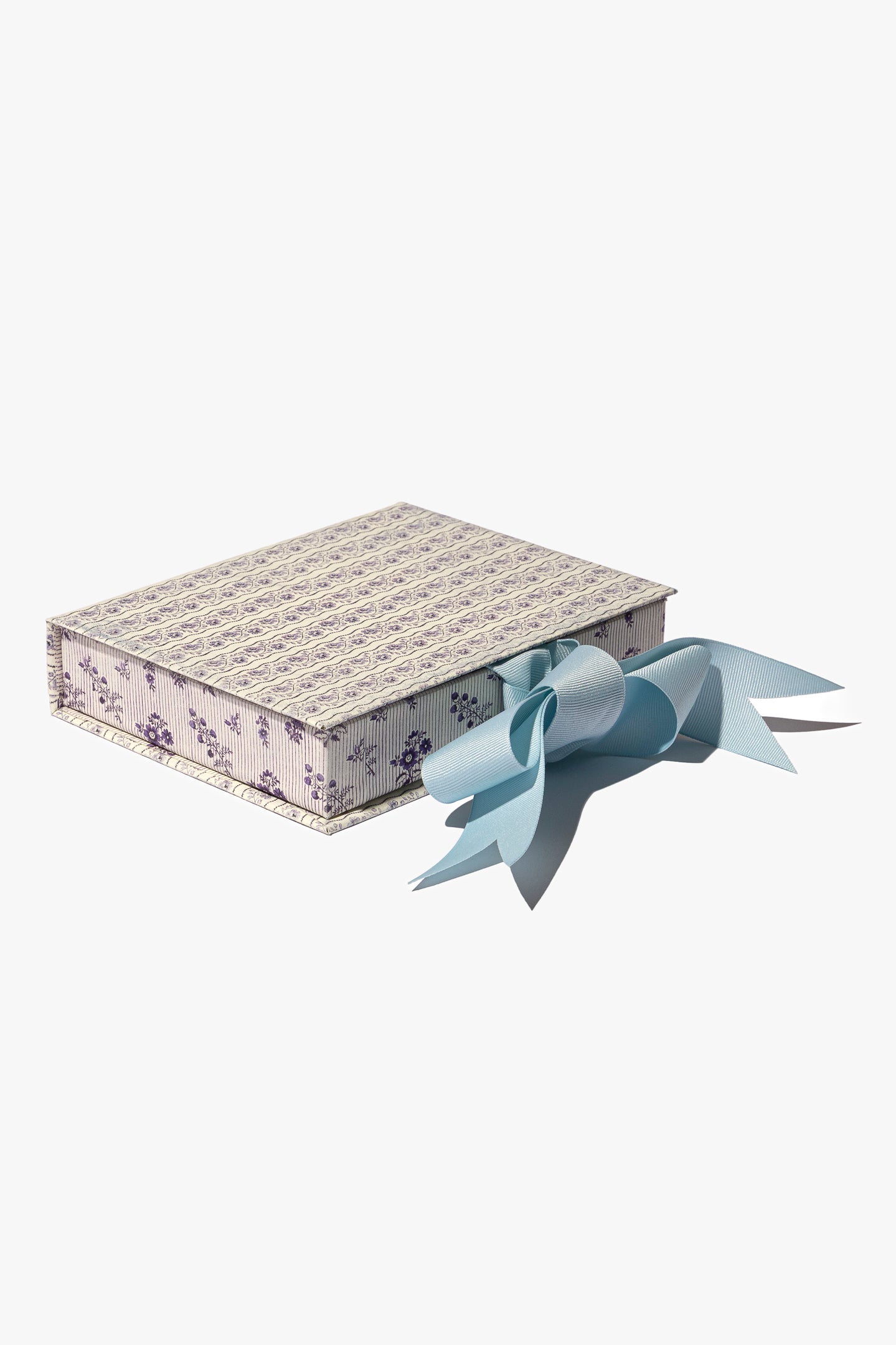 French Patterned Keepsake Box in Lavenders