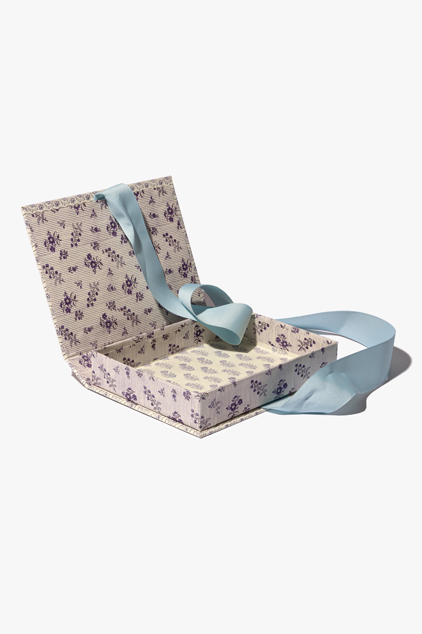 French Patterned Keepsake Box in Lavenders