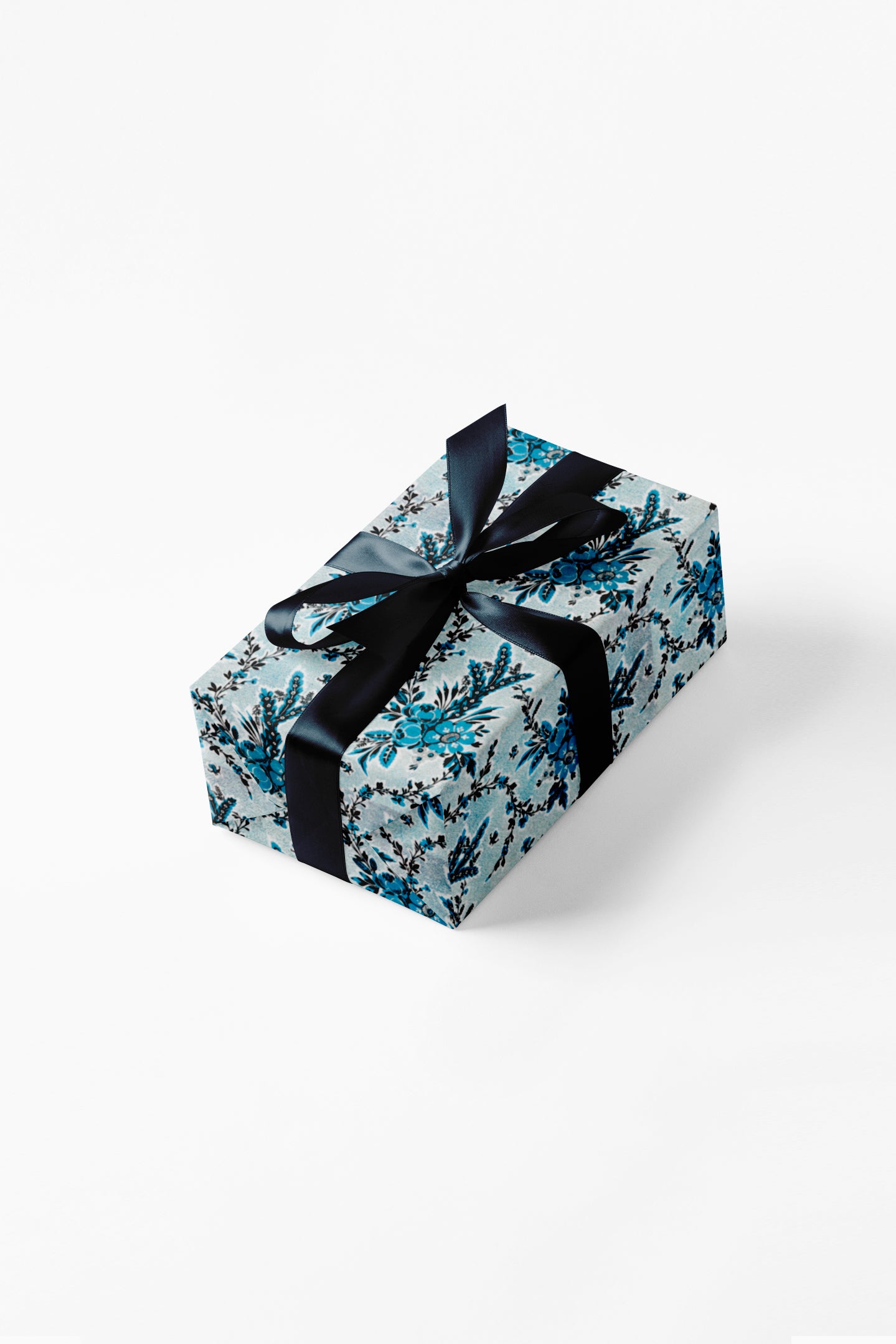 Field Bunches Toile in Cerulean Blue Paper Pack