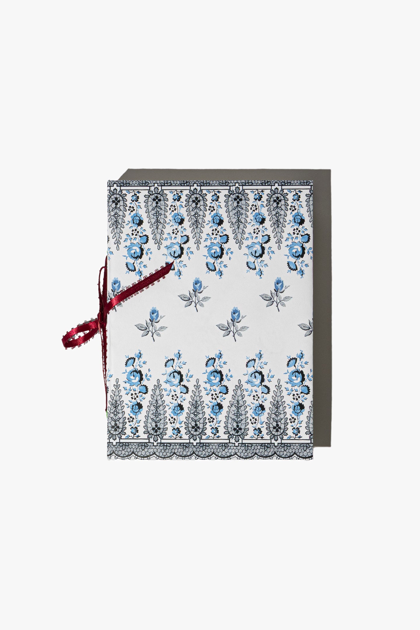 'Robe à l'anglaise' Watercolor Sketchbook