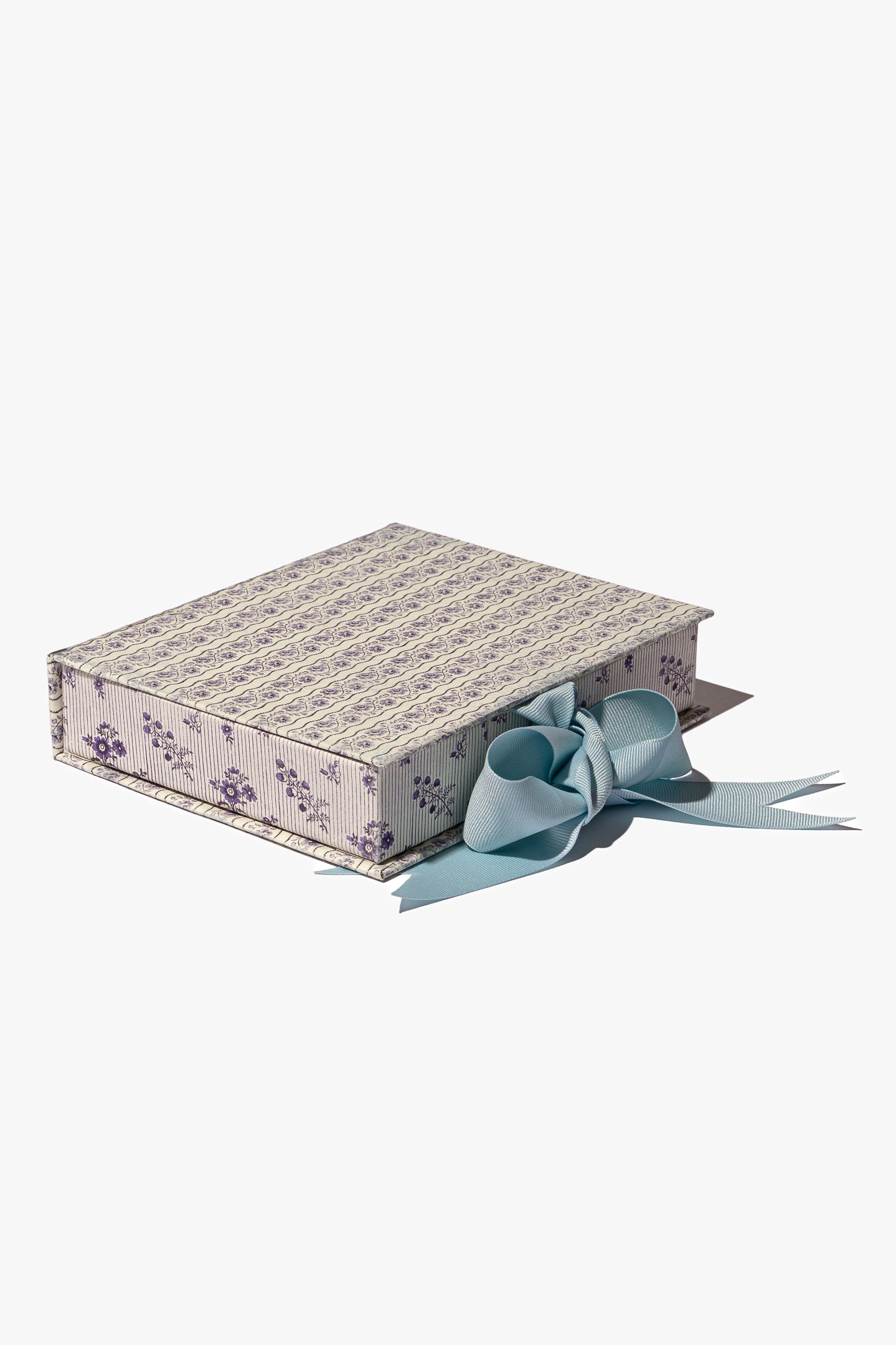 French Patterned Keepsake Box in Lavenders