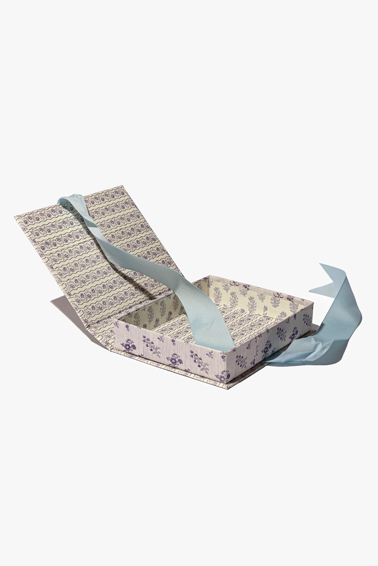 French Patterned Keepsake Box in Lavenders